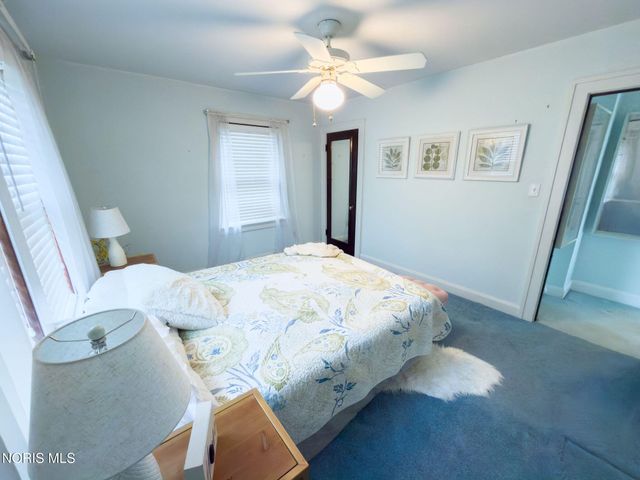 3330 Pelham Road, Ottawa Hills, OH 43606