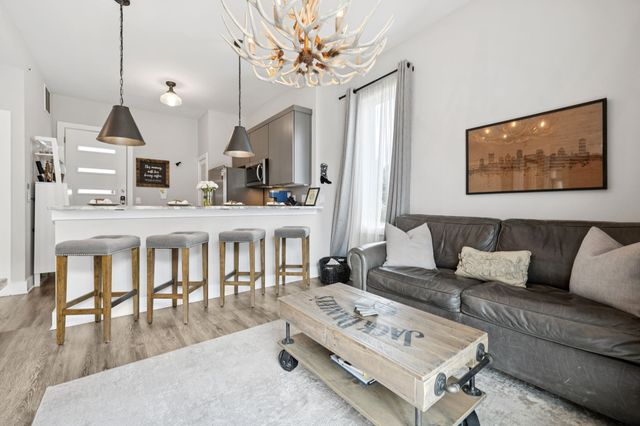 2521 Clifton Ave Apt 203, Nashville, TN 37209