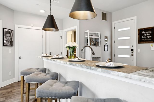 2521 Clifton Ave Apt 203, Nashville, TN 37209