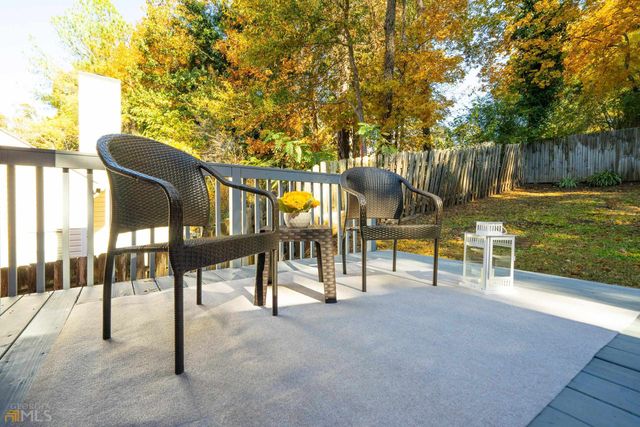 5150 Laurel Bridge Court SE, Smyrna, GA 30082