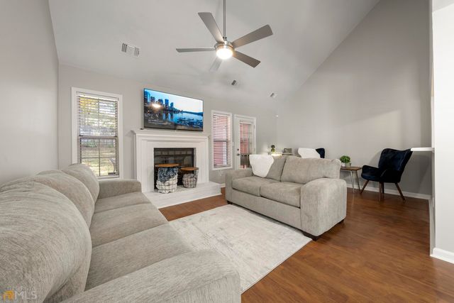 5150 Laurel Bridge Court SE, Smyrna, GA 30082