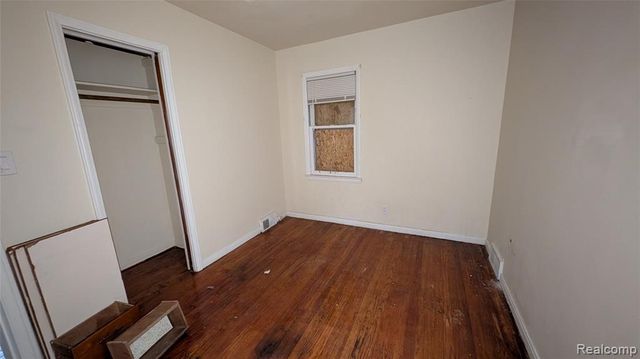 17267 Warwick Street, Detroit, MI 48219
