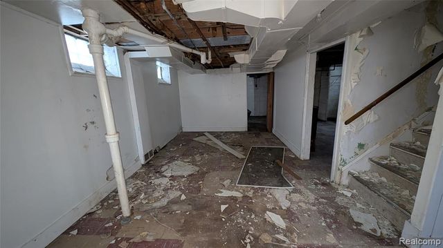 17267 Warwick Street, Detroit, MI 48219