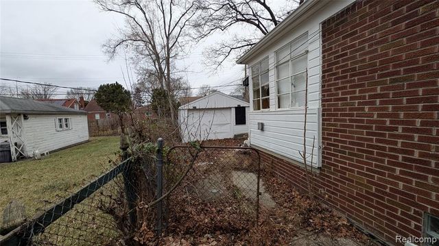 17267 Warwick Street, Detroit, MI 48219