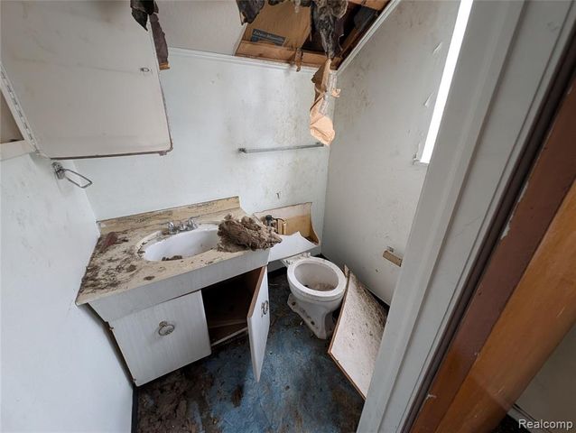 17267 Warwick Street, Detroit, MI 48219