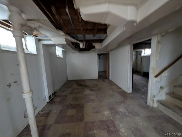 17267 Warwick Street, Detroit, MI 48219