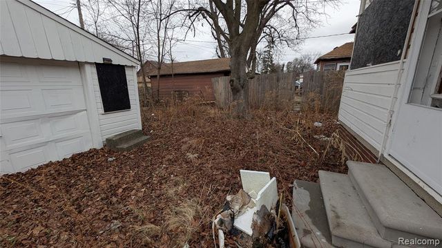 17267 Warwick Street, Detroit, MI 48219