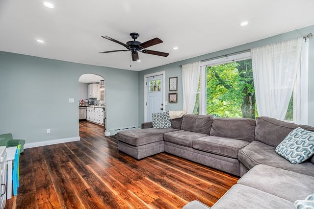 471 North St, Leominster, MA 01453
