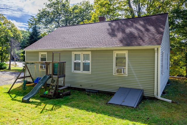 471 North St, Leominster, MA 01453
