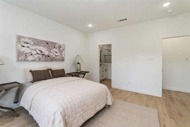 125 Bluebonnet Drive, Gun Barrel City, TX 75156