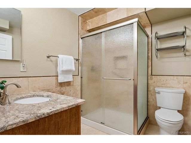 6 Woodland Cir, Highlands Ranch, CO 80126