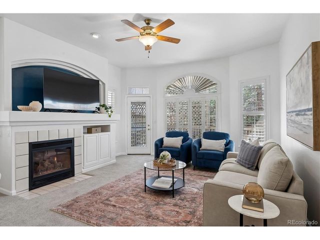 6 Woodland Cir, Highlands Ranch, CO 80126