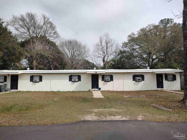 700 Birch Ave, Pensacola, FL 32506