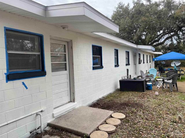 700 Birch Ave, Pensacola, FL 32506