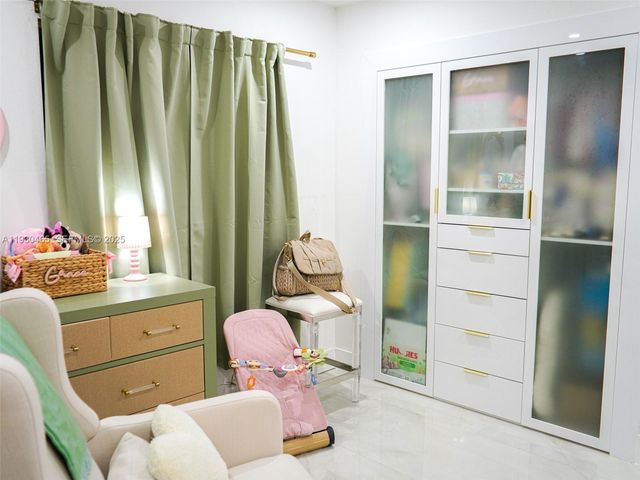 7951 NW 37th Dr, Coral Springs, FL 33065