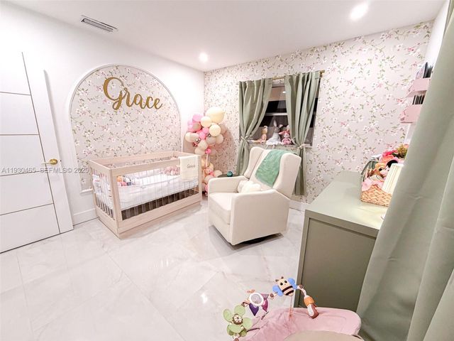 7951 NW 37th Dr, Coral Springs, FL 33065