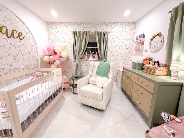 7951 NW 37th Dr, Coral Springs, FL 33065