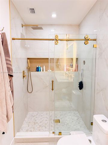 7951 NW 37th Dr, Coral Springs, FL 33065