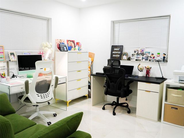 7951 NW 37th Dr, Coral Springs, FL 33065