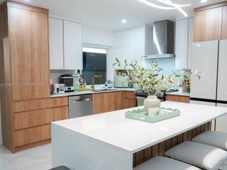 7951 NW 37th Dr, Coral Springs, FL 33065