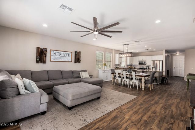 7531 W ROCK SPRINGS Drive, Peoria, AZ 85383