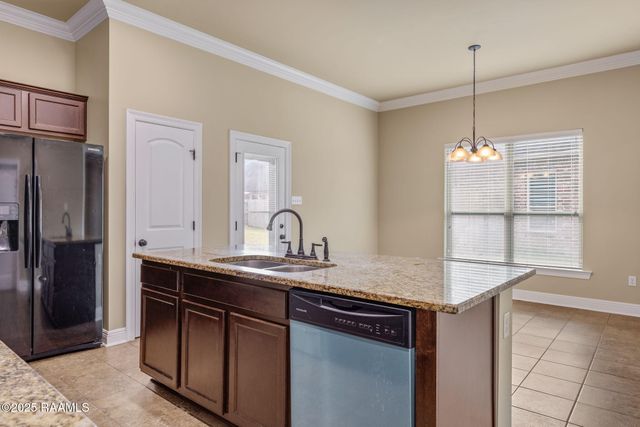 142 Kohen Luke Drive, Lafayette, LA 70506