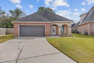 142 Kohen Luke Drive, Lafayette, LA 70506