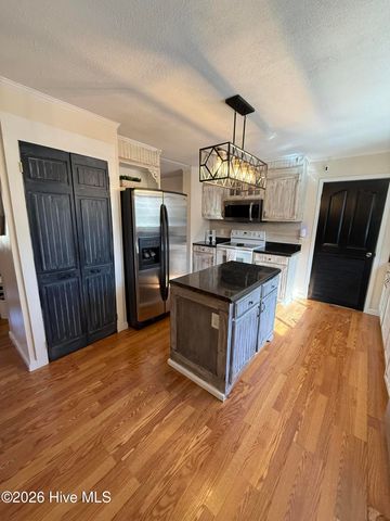 214 Roscoe Drive, Elizabeth City, NC 27909