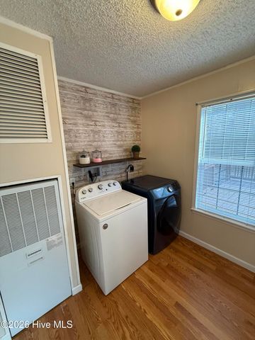 214 Roscoe Drive, Elizabeth City, NC 27909