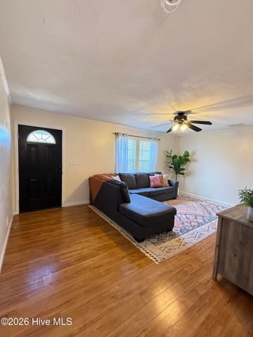 214 Roscoe Drive, Elizabeth City, NC 27909