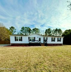 214 Roscoe Drive, Elizabeth City, NC 27909