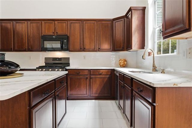 6065 Brookmere Lane, Mableton, GA 30126