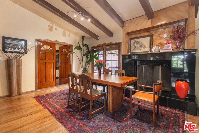 2430 Coldwater Canyon Drive, Beverly Hills, CA 90210