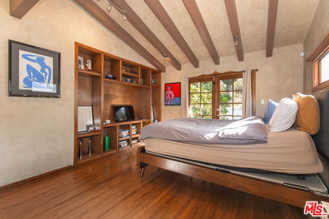 2430 Coldwater Canyon Drive, Beverly Hills, CA 90210