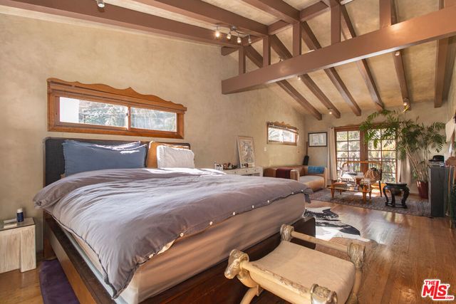 2430 Coldwater Canyon Drive, Beverly Hills, CA 90210