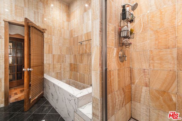 2430 Coldwater Canyon Drive, Beverly Hills, CA 90210