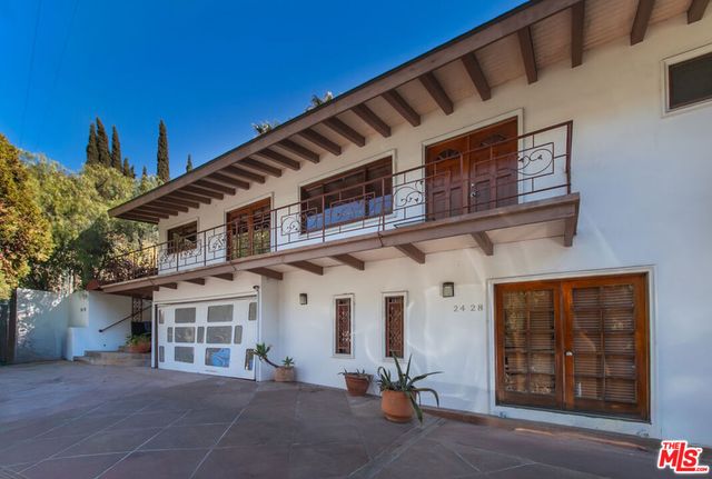 2430 Coldwater Canyon Drive, Beverly Hills, CA 90210