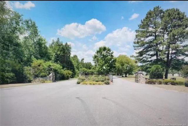 4220 Final Approach Drive, Eastover, NC 28312