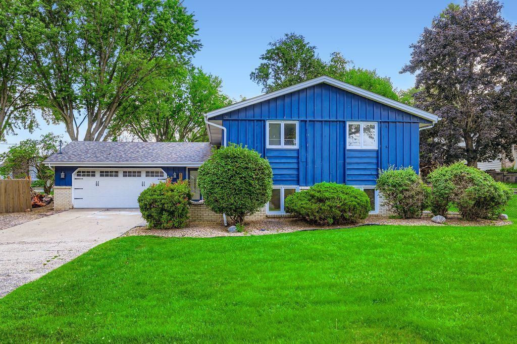8049 Ensign Road, Bloomington, MN 55438