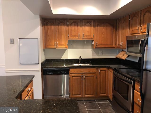 9602 BLAKE LN, Fairfax, VA 22031