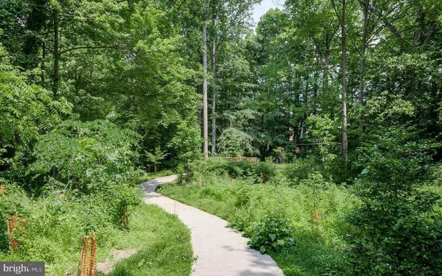 9602 BLAKE LN, Fairfax, VA 22031