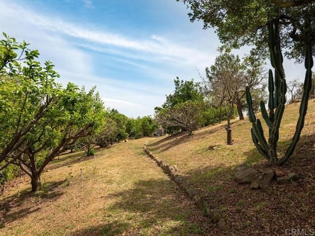 27245 Tumbleweed Trail, Valley Center, CA 92082