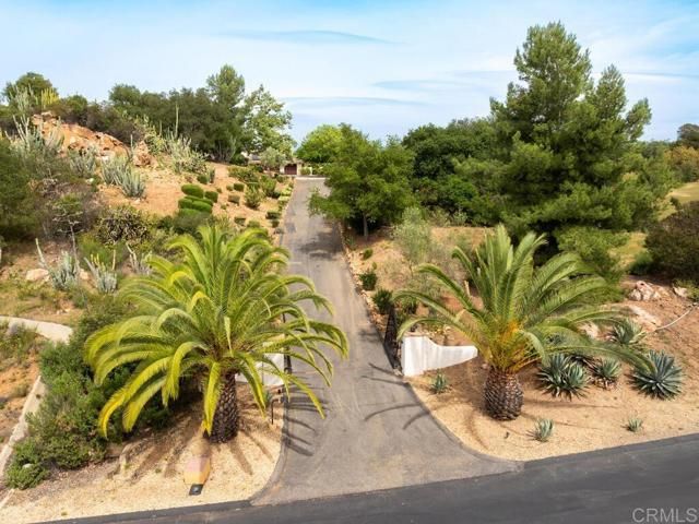 27245 Tumbleweed Trail, Valley Center, CA 92082