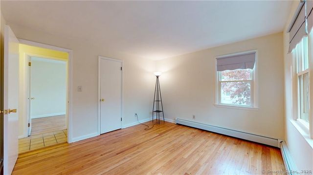 145 Rooster River Boulevard, Bridgeport, CT 06606