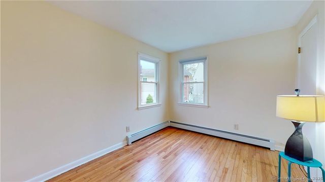 145 Rooster River Boulevard, Bridgeport, CT 06606