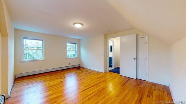 145 Rooster River Boulevard, Bridgeport, CT 06606