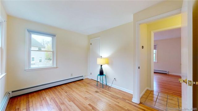 145 Rooster River Boulevard, Bridgeport, CT 06606