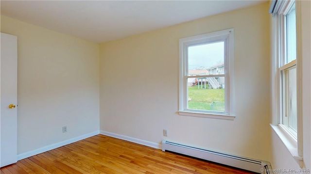 145 Rooster River Boulevard, Bridgeport, CT 06606