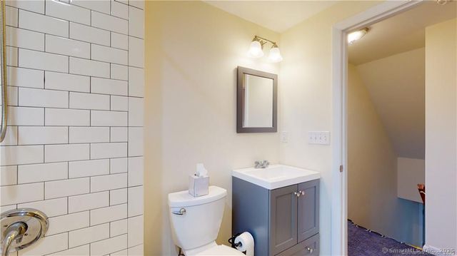 145 Rooster River Boulevard, Bridgeport, CT 06606