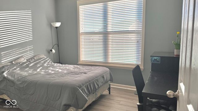 2125 Lakecrest Drive, Columbus, IN 47201